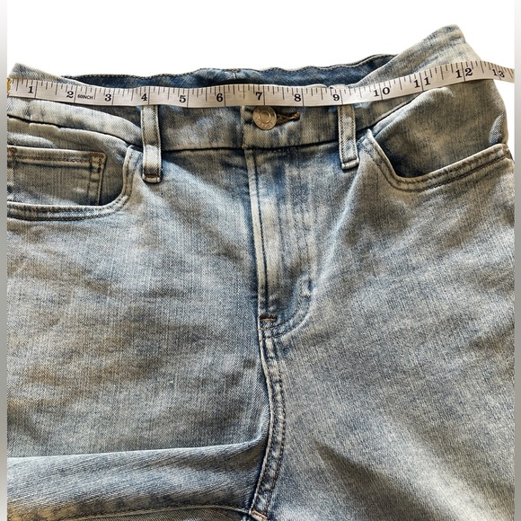 Express High Rise Skinny Jeans
High rise 
Flexx Hyper - Picture 7 of 14